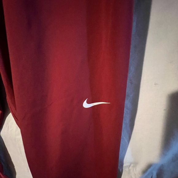 Nike work out leggings for women size XL in red - Picture 2 of 6